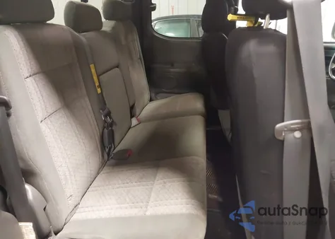 2006 Toyota Tundra Sr5 V8 z USA, uszkodzony, nr VIN 5TBBT44186S486940